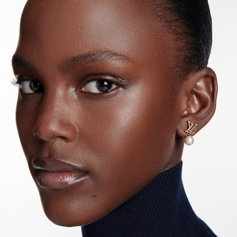 A1037 Women's Titanium Steel Earrings and Jewelry