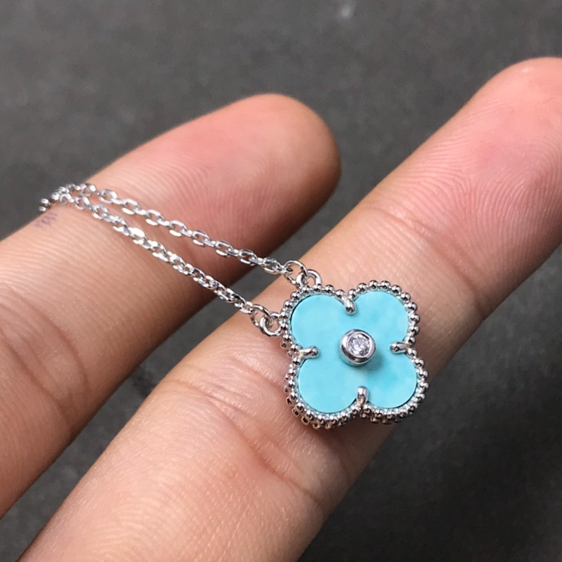 VAN63 Women's New Product Christmas Earnail Bracelet Necklace Set Jewelry