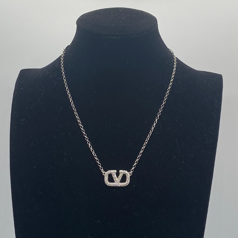 VAN67 Women's fashion new necklace jewelry