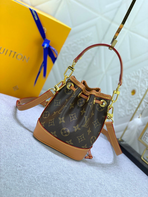 GLP013 bag High quality Leather 13x16x10CM Bucket bag