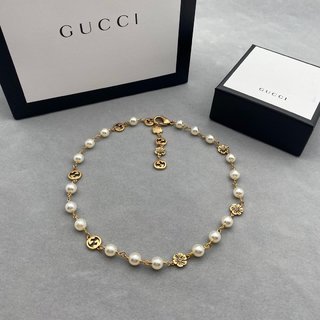 GUN7 New interlocking double G flower pearl necklace