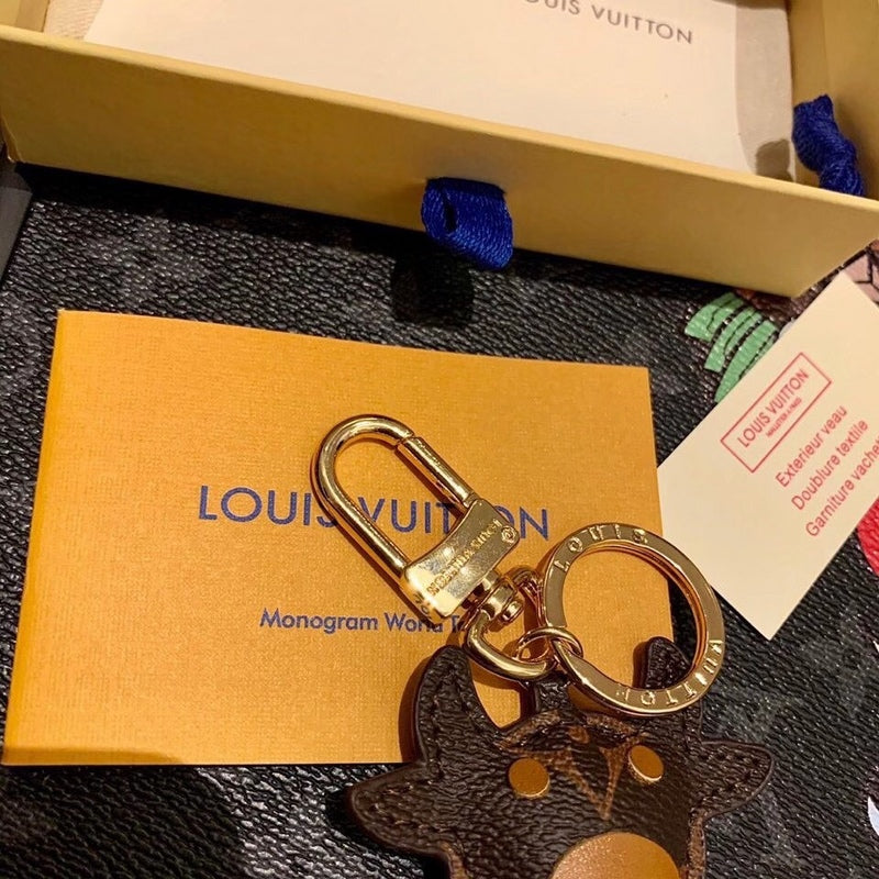 LKE2 Fashion dag keychain popular accessories