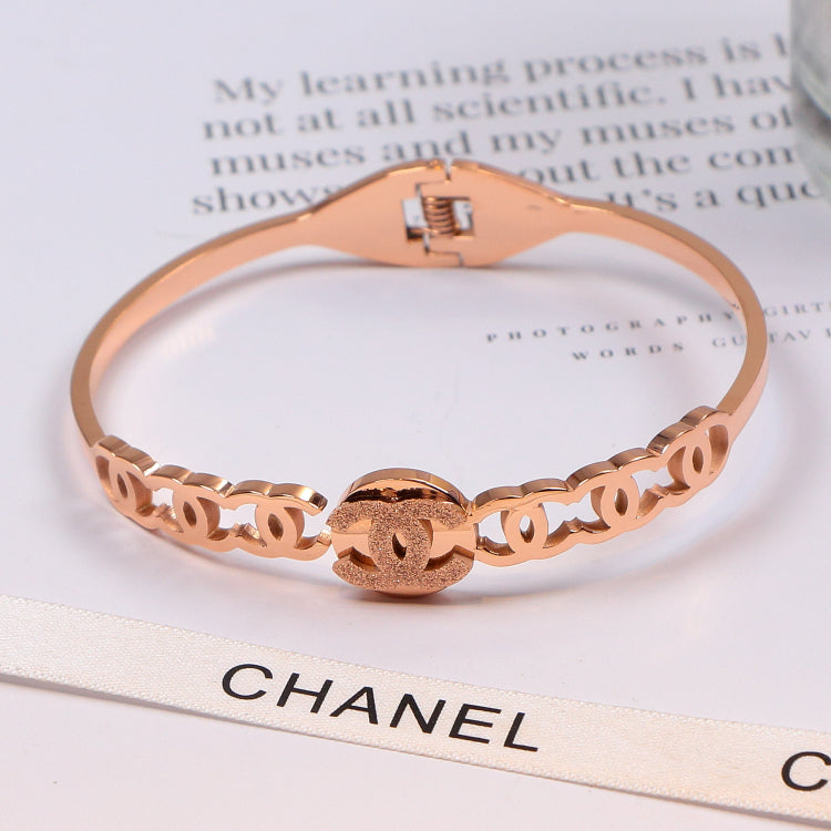 CHB20 316L steel and crystal with 18K gold plated Jewelry