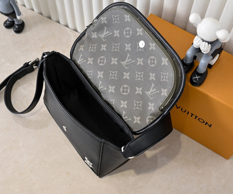 LLP016 Leather bag 26.6-17-11CM for women and men Bags