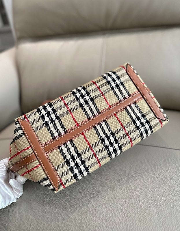 LBP19 bag 30-16-24CM Hand bag