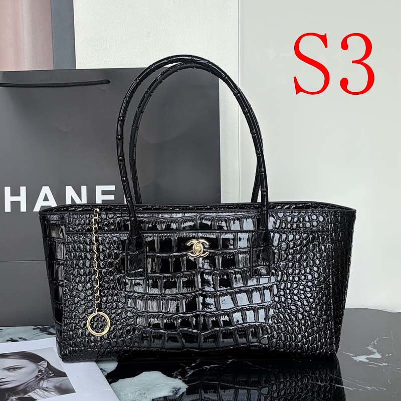 LCP103 bag35-21-12cm  Hand bag