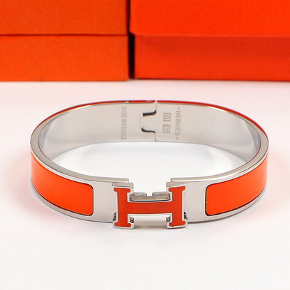 HB3 Classic stainless steel bracelet with H logo, high-quality jewelry