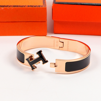 HB3 Classic stainless steel bracelet with H logo, high-quality jewelry