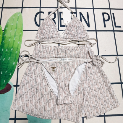 MLD01  New women's summer beach swimsuit bikini three piece set