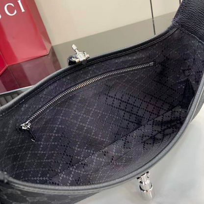LGP58 bag 28-19-4.5cm 27-13-6cm Hand bag