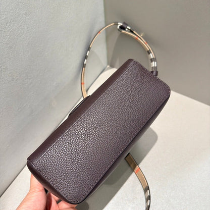 LBP18  Bag 19.5-8-15CM Shoulder bag
