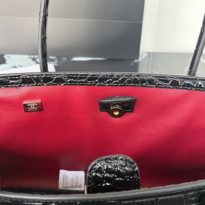 LCP103 bag35-21-12cm  Hand bag