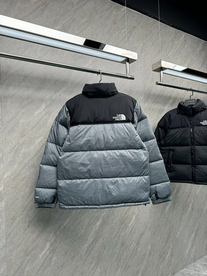 105933  Men's and women's classic down jacket from the north clother