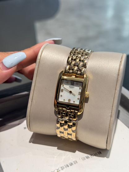 HW1  Women's new versatile 23x23mm watch steel