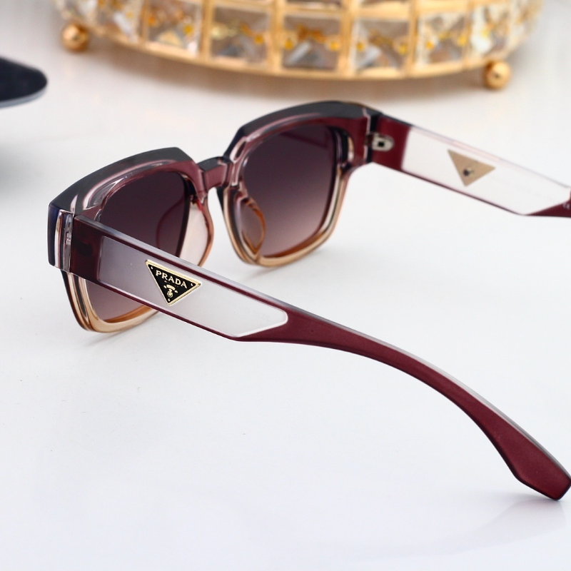 3331 Sunglasses with box