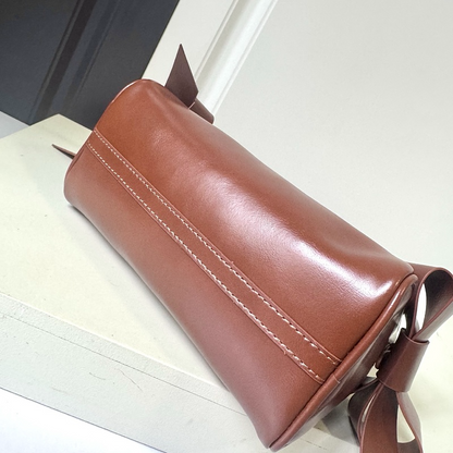 LMP28 bag 22-13-6cm Hand bag