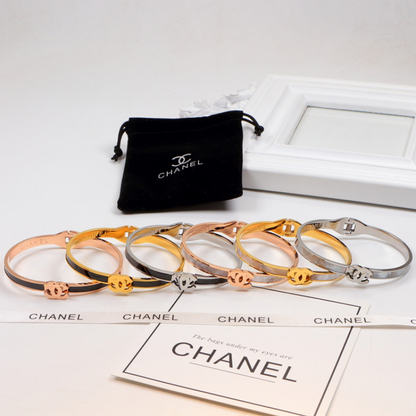 CHB22 Fashion boutique bracelet 316L stainless steel gold-plated bracelet, women's shell bracelet jewelry