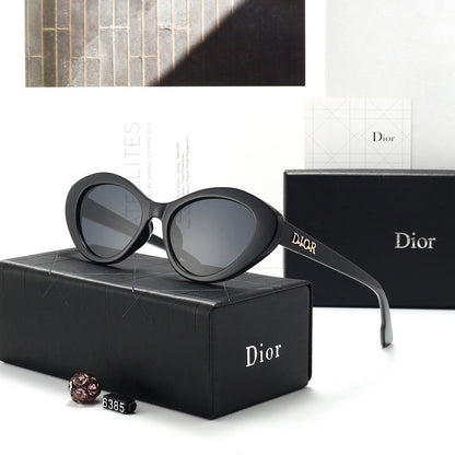 6385   Sunglasses with box