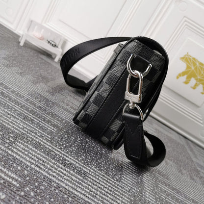 LLP85  Men Leather Bag 23.5 x 14.0 x 5.0CM high quality