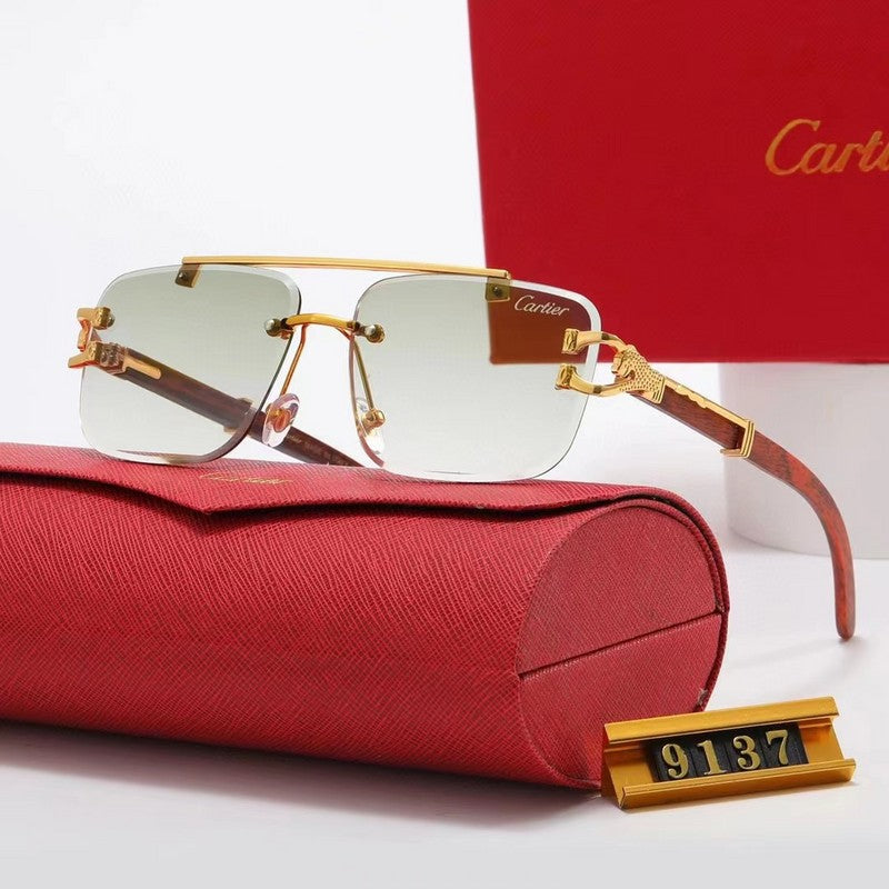 9137  Sunglasses with box