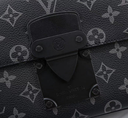 GLP066  High quality leather bag men bag  22 x 18 x 8CM for women and men