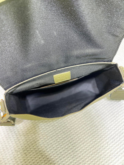LLP90 Leather Bag 22-16.5-7CM Shoulder  for women and men Bags