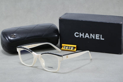 2679  Sunglasses with box