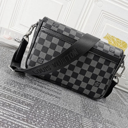 LLP85  Men Leather Bag 23.5 x 14.0 x 5.0CM high quality