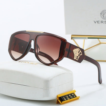 4257  Sunglasses with box