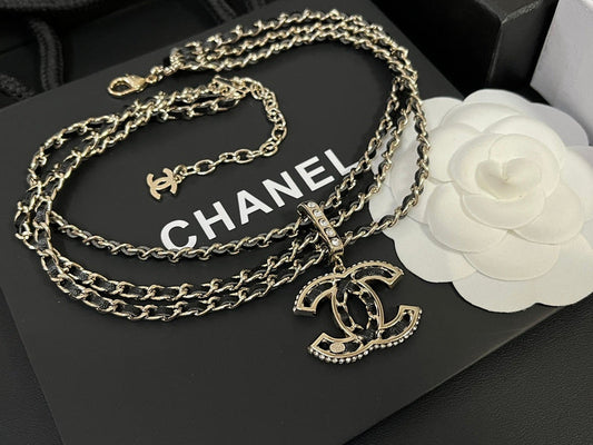 X555  Women's three-layer leather diamond necklace jewelry