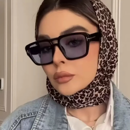 4087 Sunglasses with box
