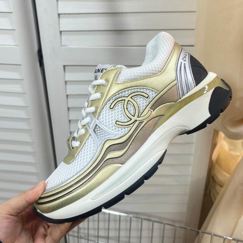 XRCS1 size 35-41 lady size  genuine leather sports shoes with packaging
