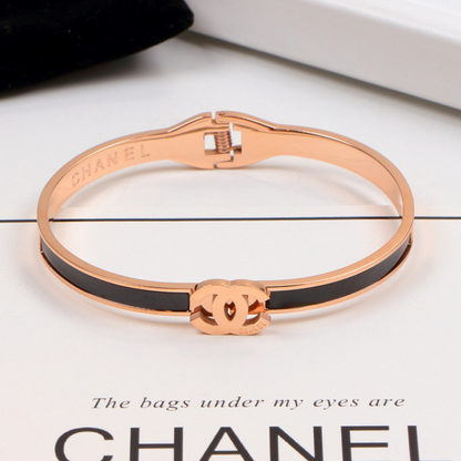 CHB22 Fashion boutique bracelet 316L stainless steel gold-plated bracelet, women's shell bracelet jewelry