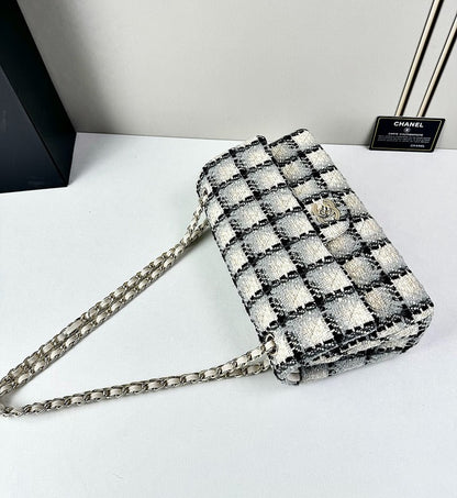 LCP125  Bag 25-15-6cm Shoulder bag